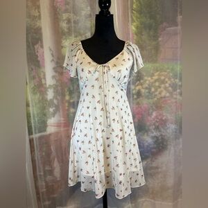 NWOT sz lg boutique white floral print babydoll ruffle sleeve dress